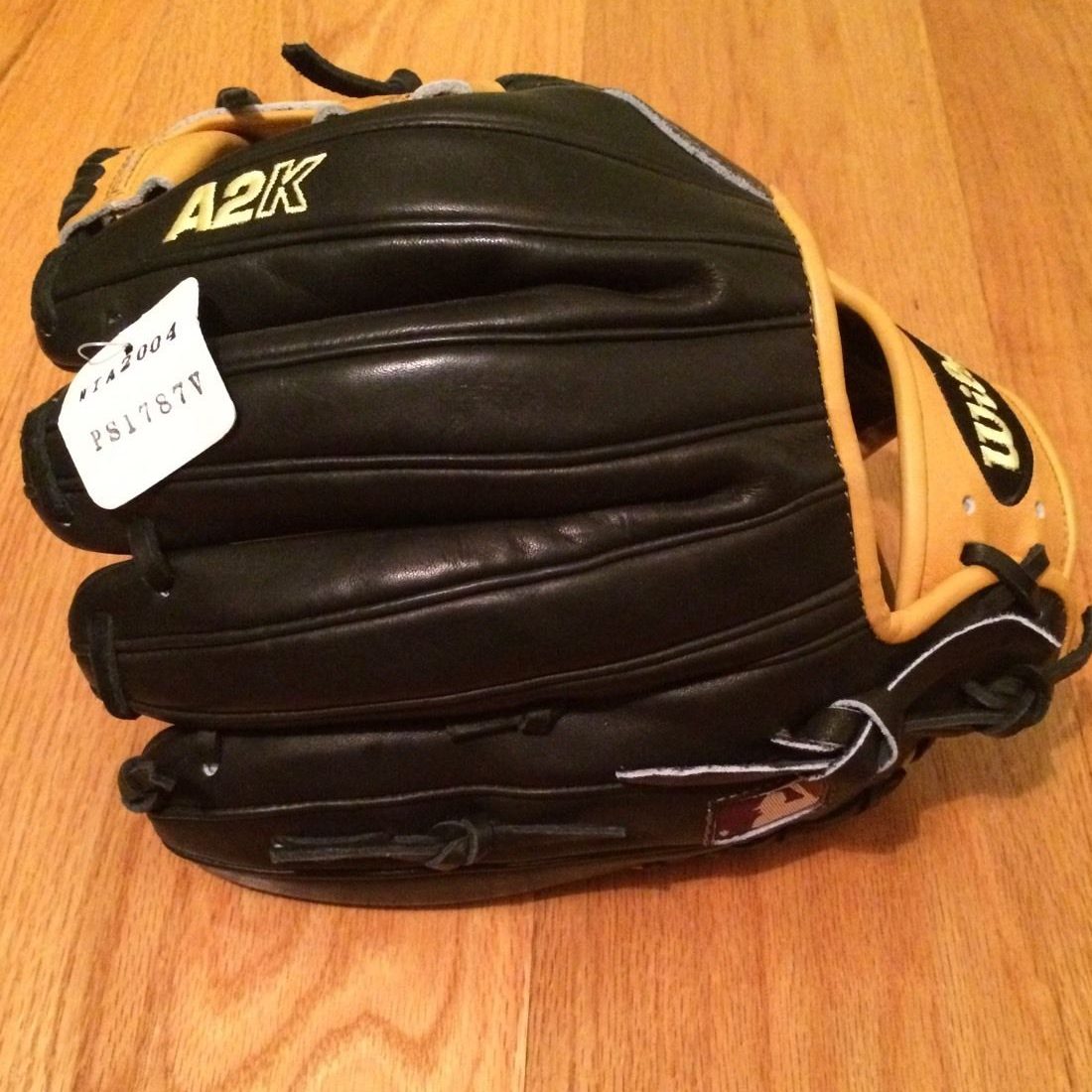 PRO ISSUE Wilson A2K 1787 Ball Gloves Online